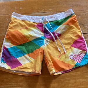 Roxy Boardshorts Multicolor Size 11 Juniors
6.5” inseam Mid Rise * spot